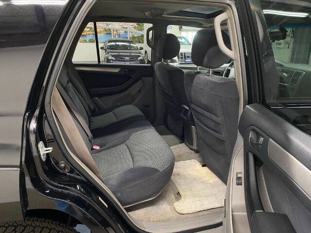 Used 2005 Toyota 4Runner SR5 image 19