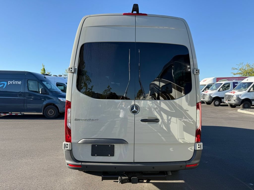 New 2025 Mercedes-Benz Sprinter 2500 image 3