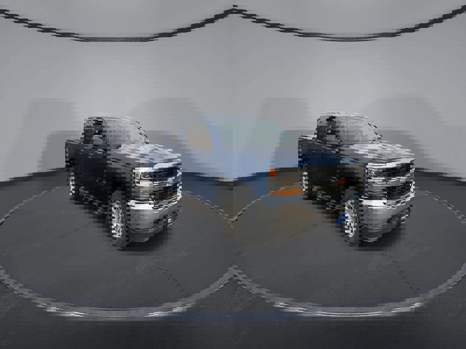 Used 2018 Chevrolet Silverado 1500 W/T w/ WT Convenience Package image 2