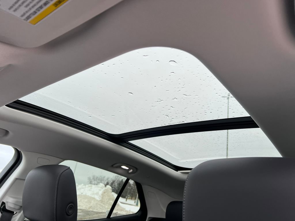 New 2025 Buick Envision Preferred image 6