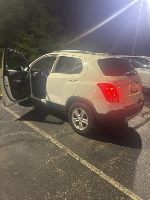 Used 2016 Chevrolet Trax LT w/ LT Sun and Sound Package