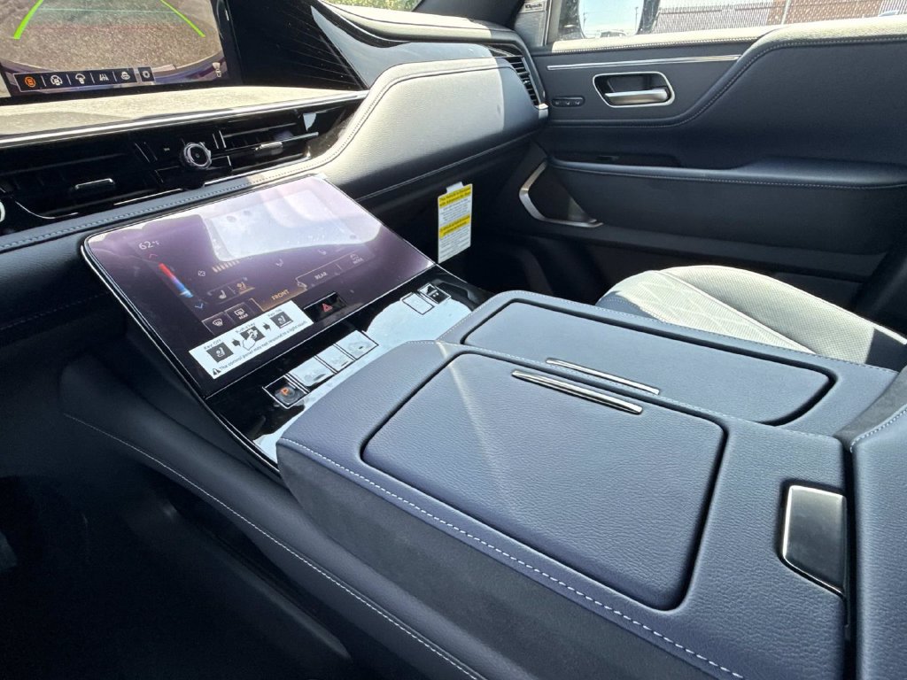 New 2027 INFINITI QX80 Sensory w/ Sport Exterior Package AWD/4WD image 7