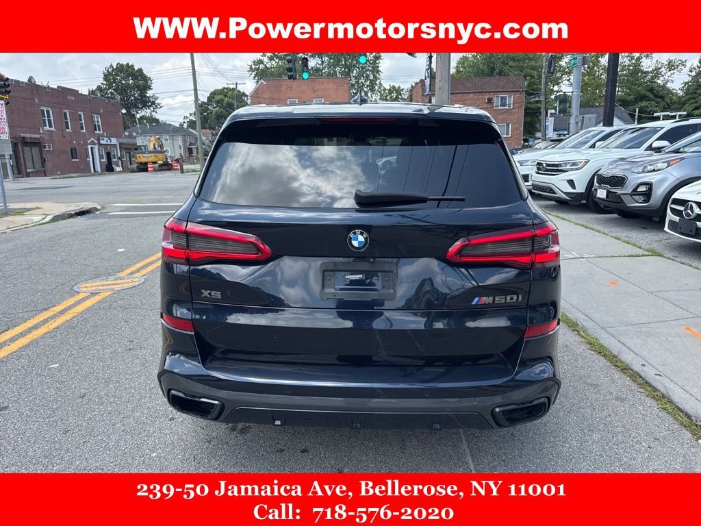 Used 2020 BMW X5 M50i w/ Premium Package image 4