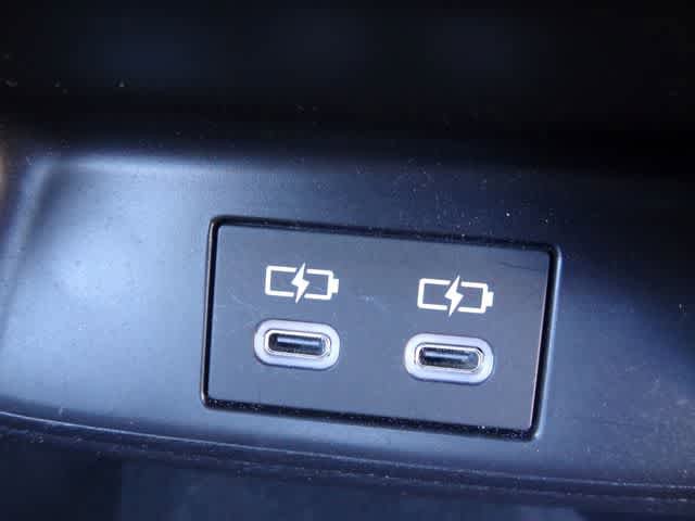 Used 2025 Toyota Corolla LE FWD image 10