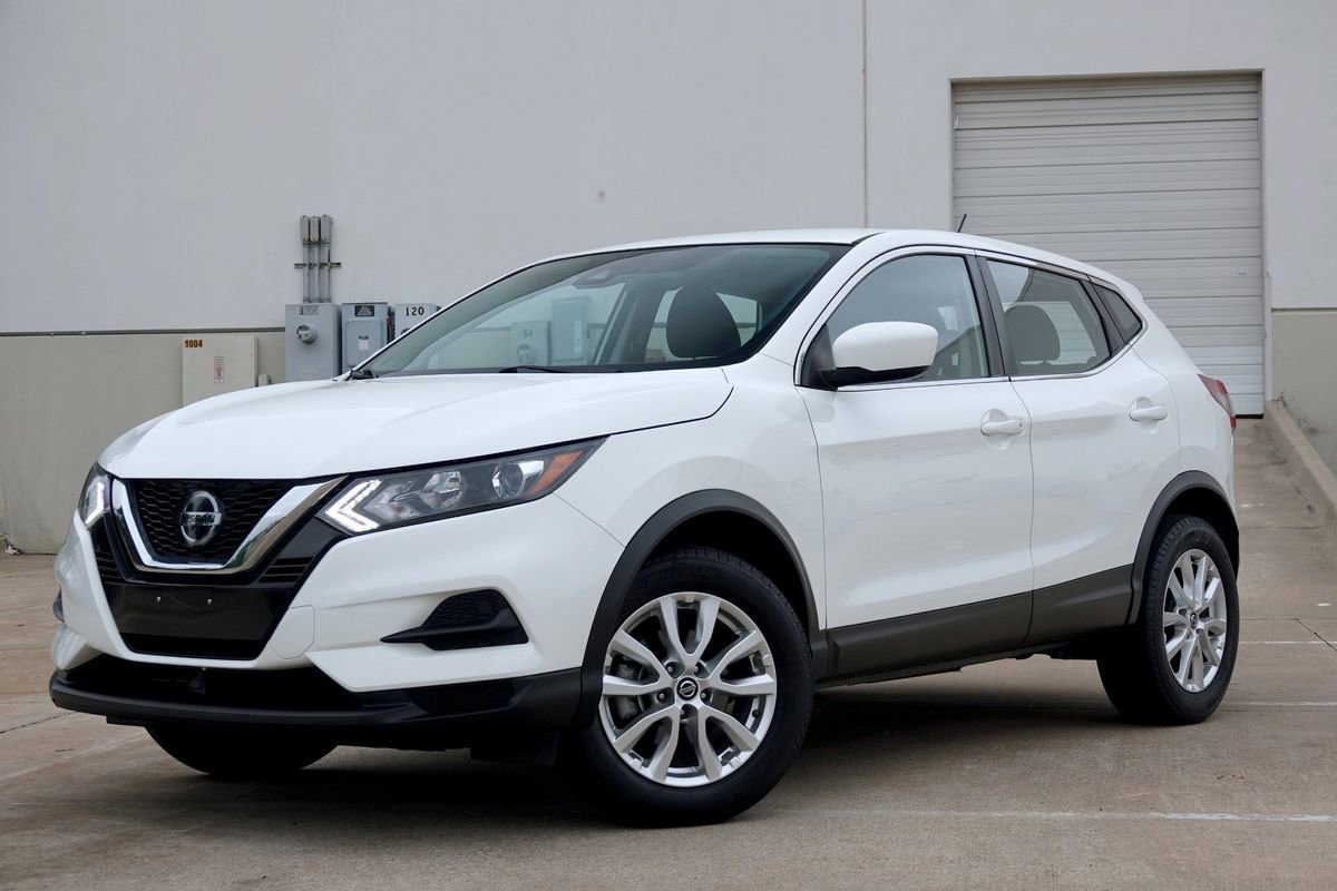 Used 2021 Nissan Rogue Sport S AWD/4WD image 2