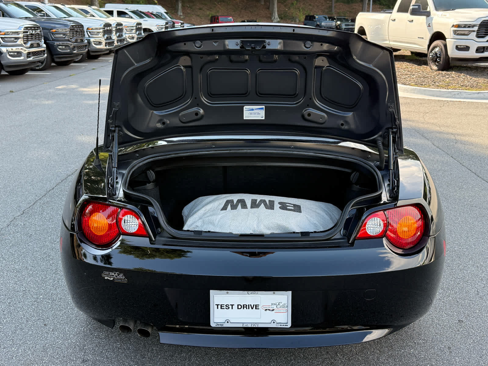 Used 2004 BMW Z4 2.5i RWD image 25