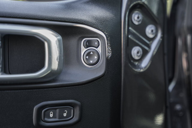 Used 2021 Jeep Wrangler Unlimited Sport AWD/4WD image 41
