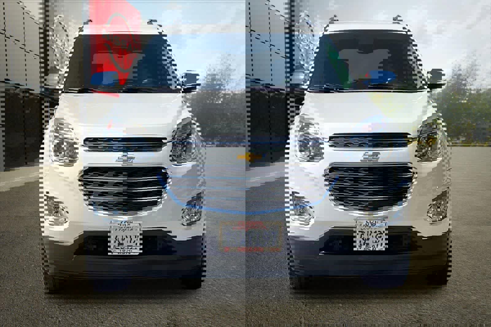 Used 2016 Chevrolet Equinox LTZ w/ Enhanced Convenience Package image 11