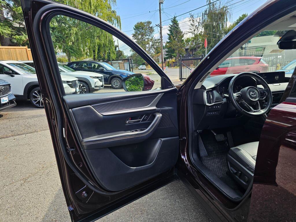 Certified 2024 MAZDA CX-90 Plug-In Hybrid w/ Premium Pkg AWD/4WD image 20