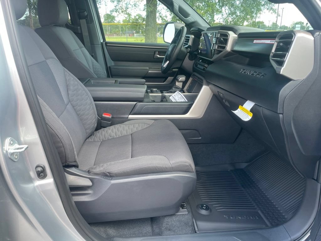 New 2026 Toyota Tundra SR5 AWD/4WD image 18
