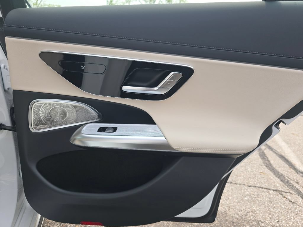 New 2026 Mercedes-Benz E 450 4MATIC Sedan image 24