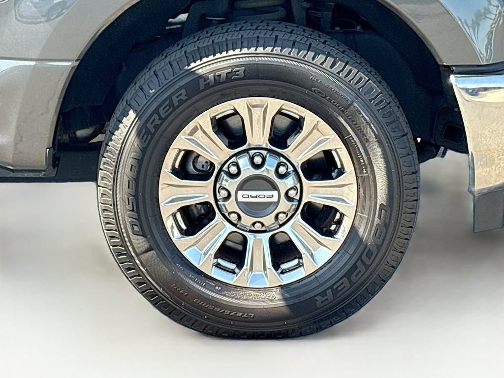 Used 2018 Ford F250 XLT w/ XLT Premium Package RWD image 31