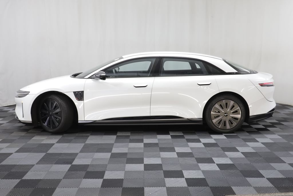 Used 2024 Lucid Air Pure RWD image 4