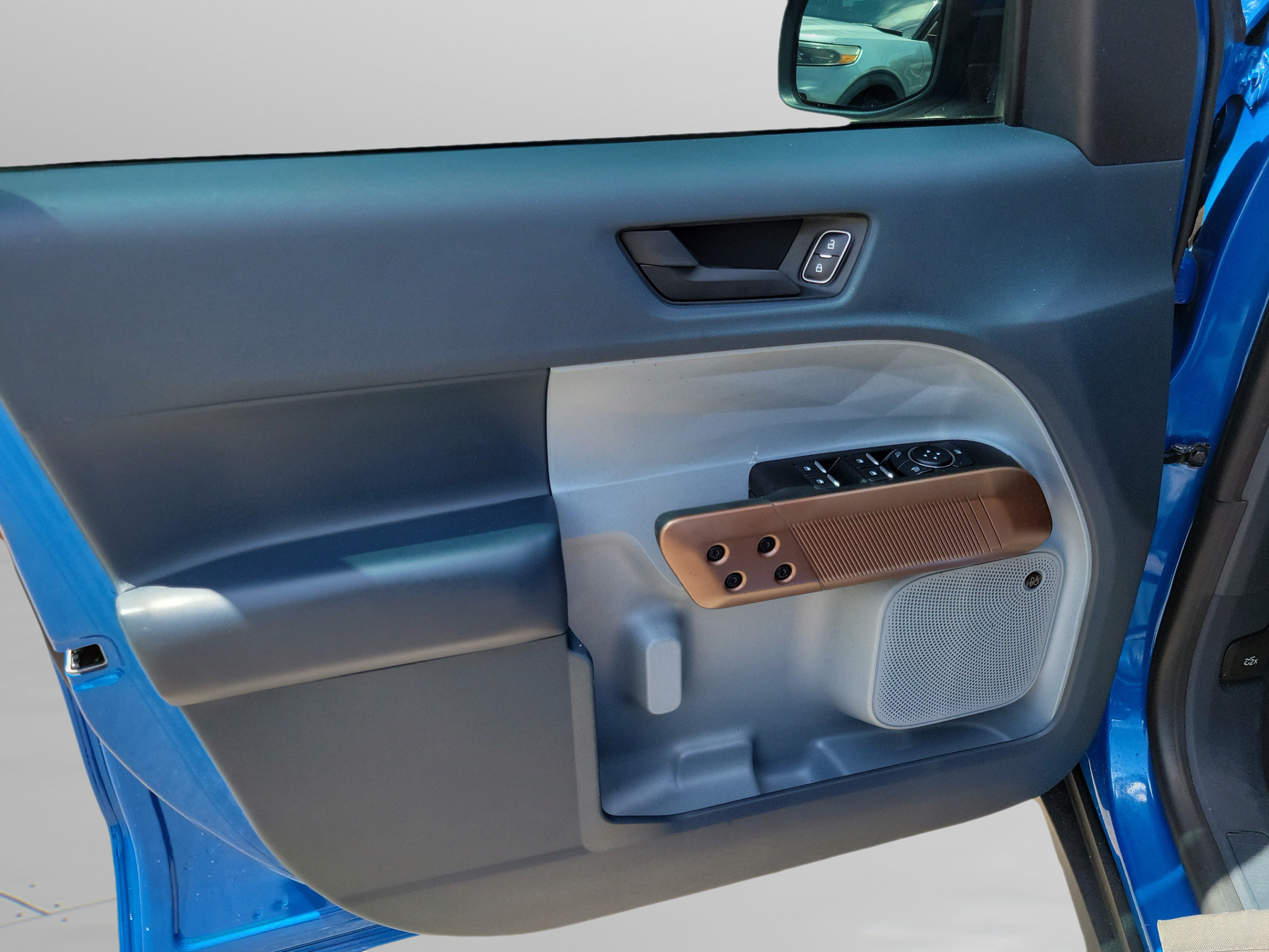 Used 2022 Ford Maverick Lariat w/ Lariat Luxury Package FWD image 14