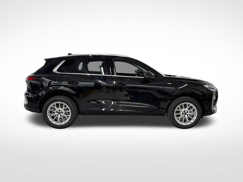 New 2026 Audi Q3 quattro 2.0T AWD/4WD image 6