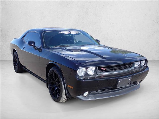 Used 2013 Dodge Challenger R/T RWD image 5