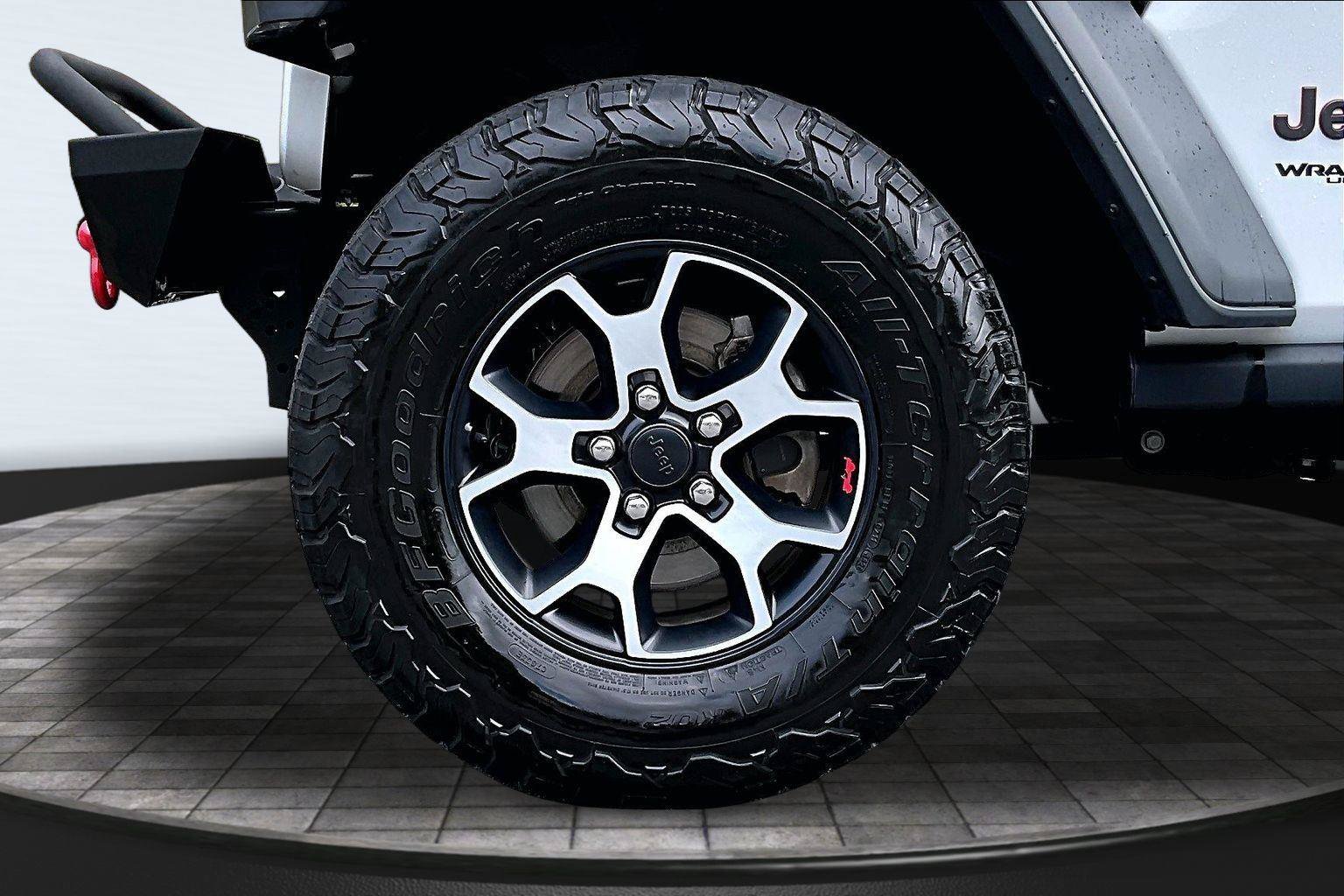 Used 2020 Jeep Wrangler Unlimited Rubicon AWD/4WD image 9