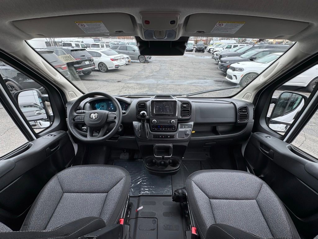 Used 2025 RAM ProMaster 2500 image 14