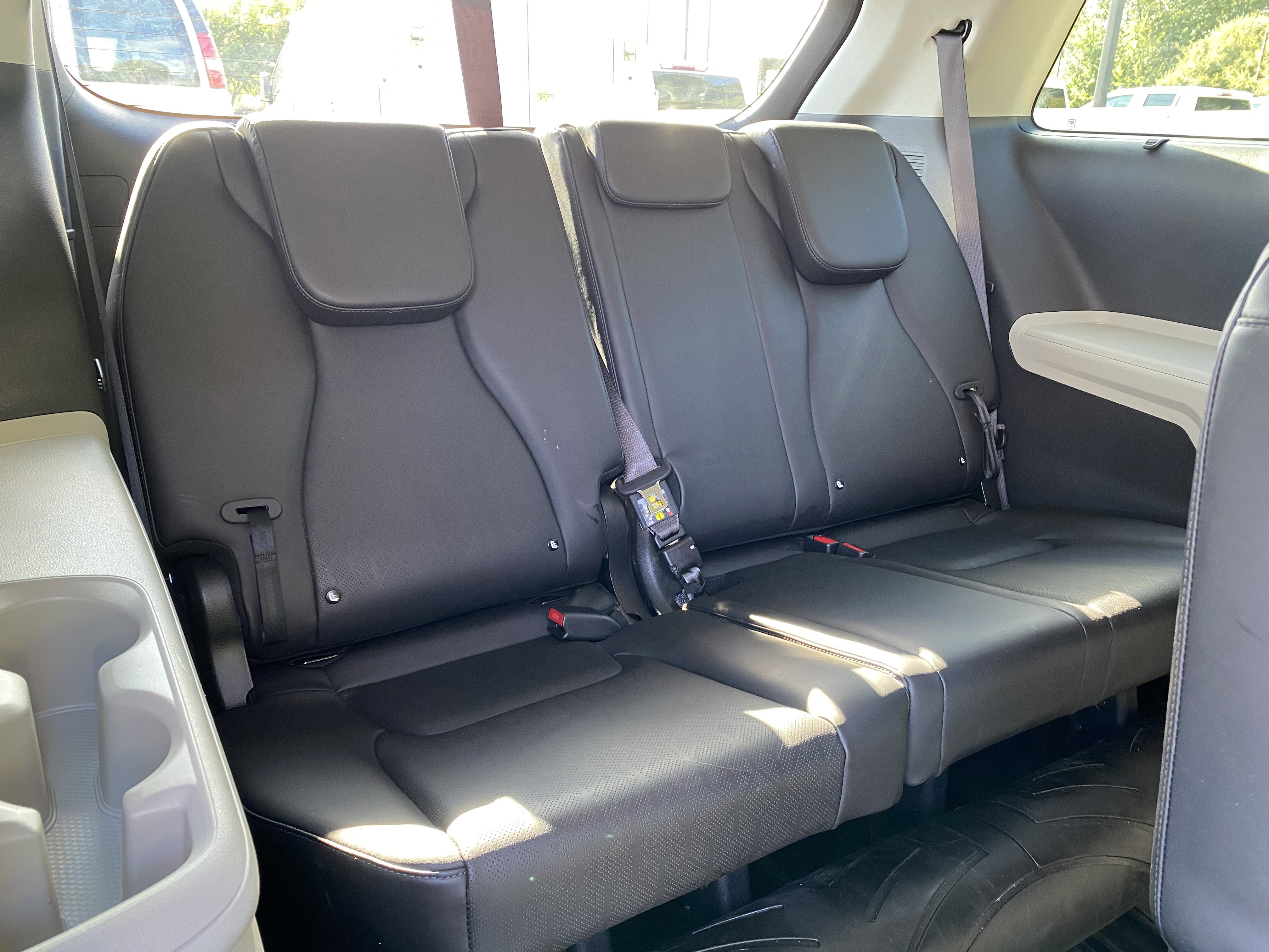 Used 2023 Kia Carnival SX image 35