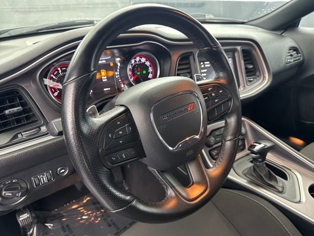 Used 2022 Dodge Challenger GT image 12