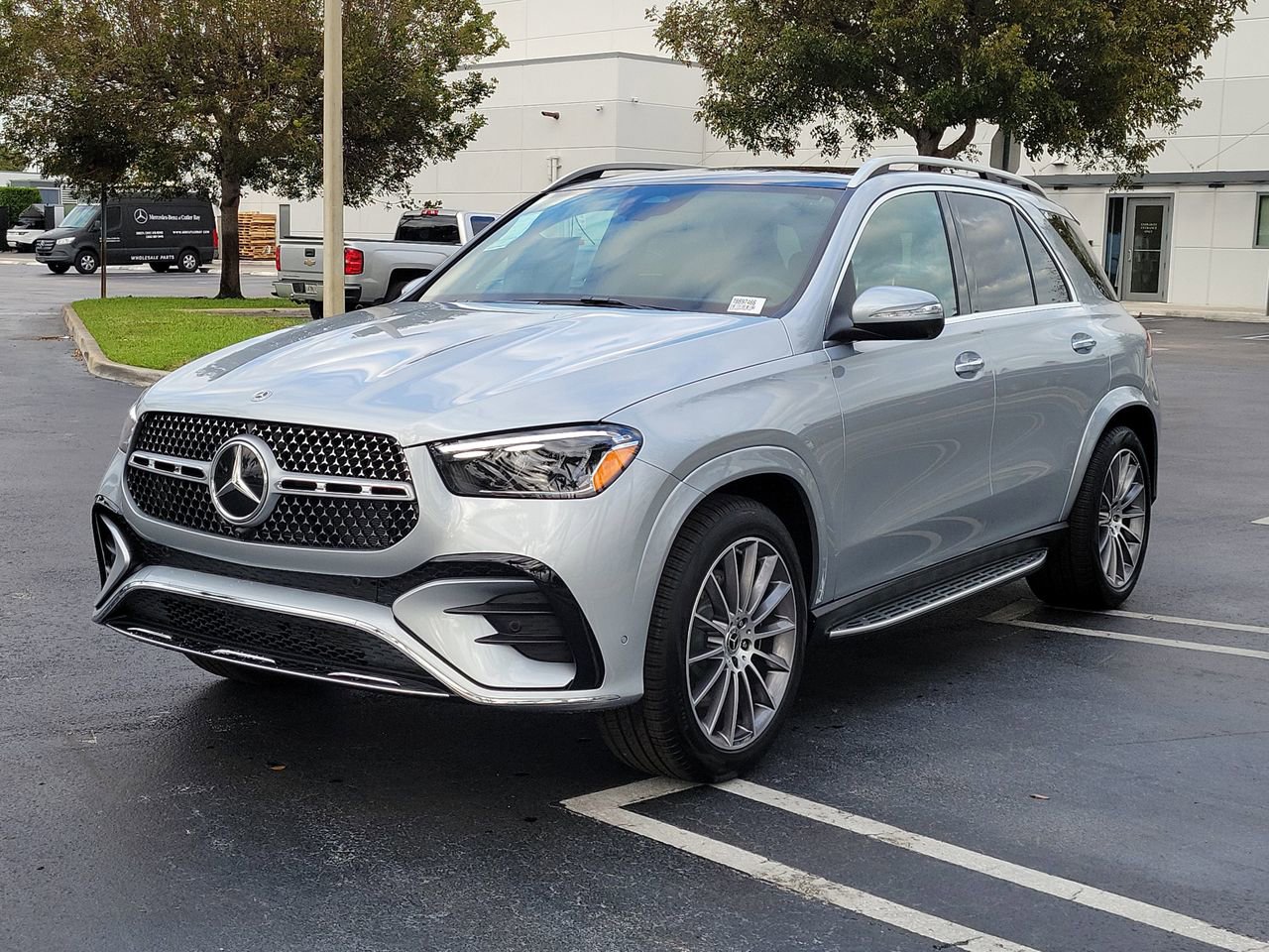 New 2026 Mercedes-Benz GLE 350 4MATIC image 3