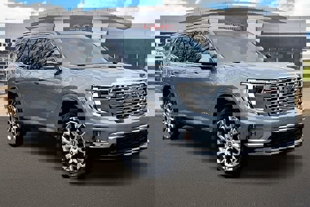 New 2026 GMC Acadia Denali w/ Super Cruise Package image 2
