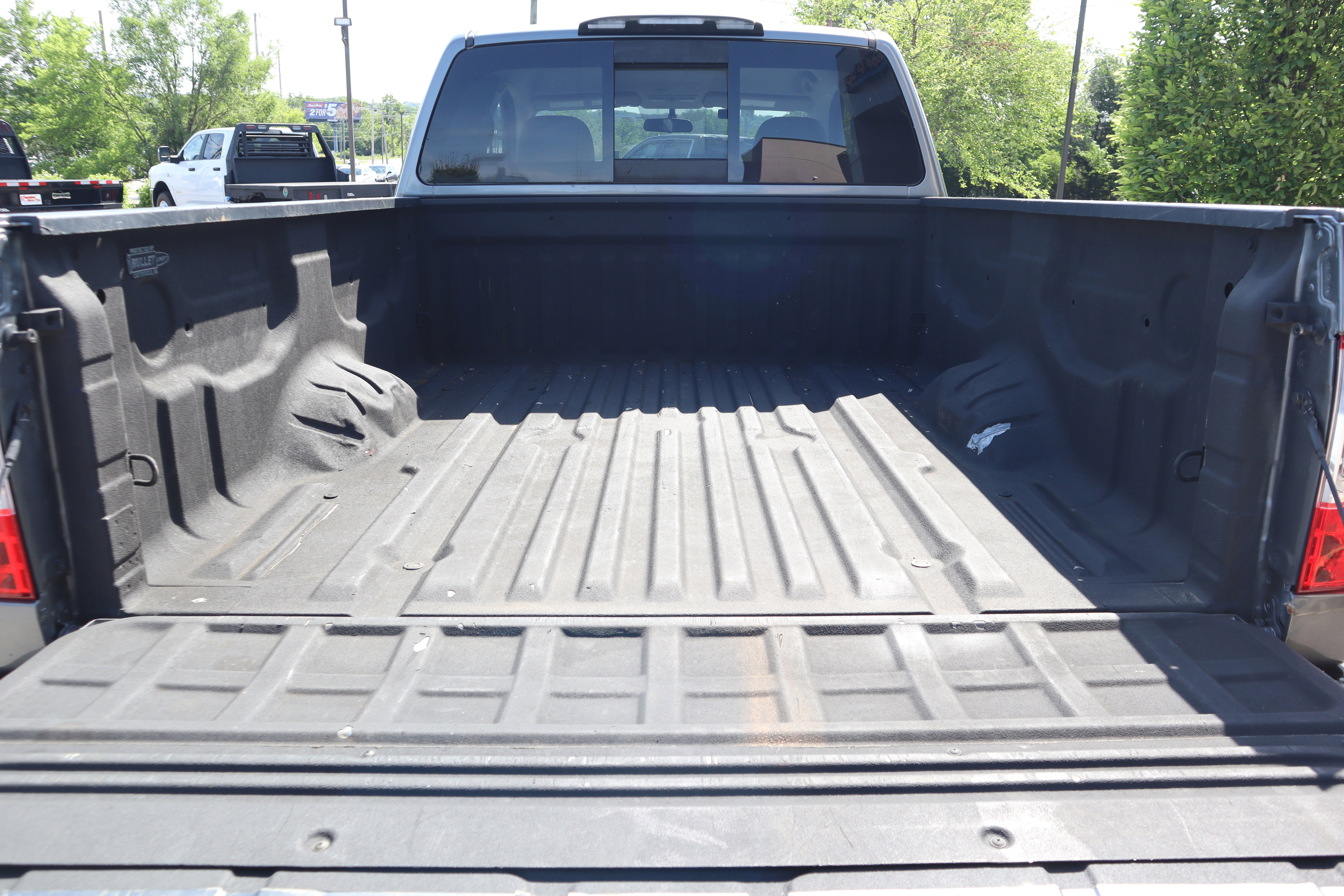 Used 2017 Nissan Titan S RWD image 28