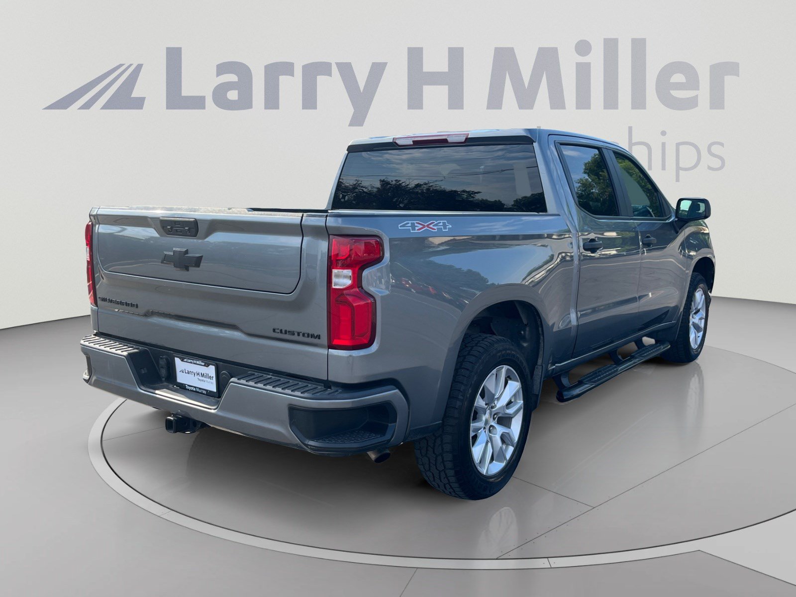 Used 2021 Chevrolet Silverado 1500 Custom w/ Safety Confidence Package AWD/4WD image 5