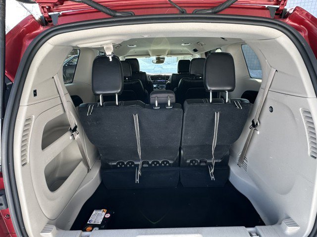 Used 2024 Chrysler Pacifica Touring-L image 7
