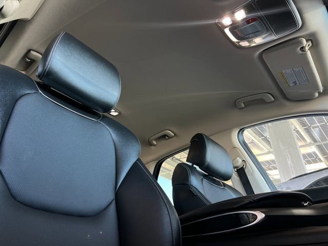 Used 2025 Genesis GV70 2.5T image 16