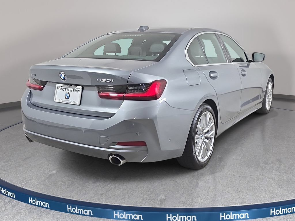 Used 2024 BMW 330i xDrive Sedan w/ Premium Package AWD/4WD image 6