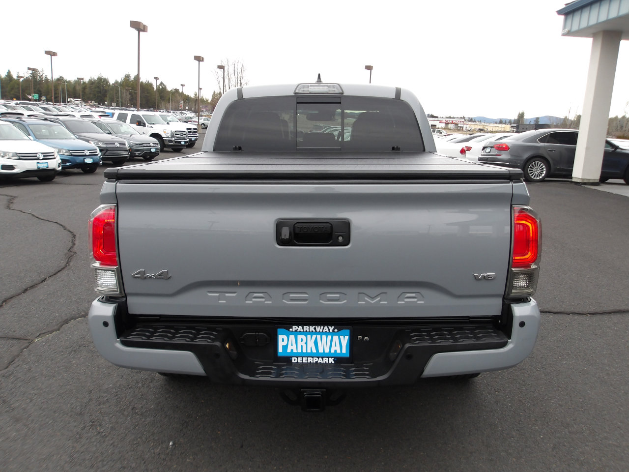 Used 2019 Toyota Tacoma Limited image 4