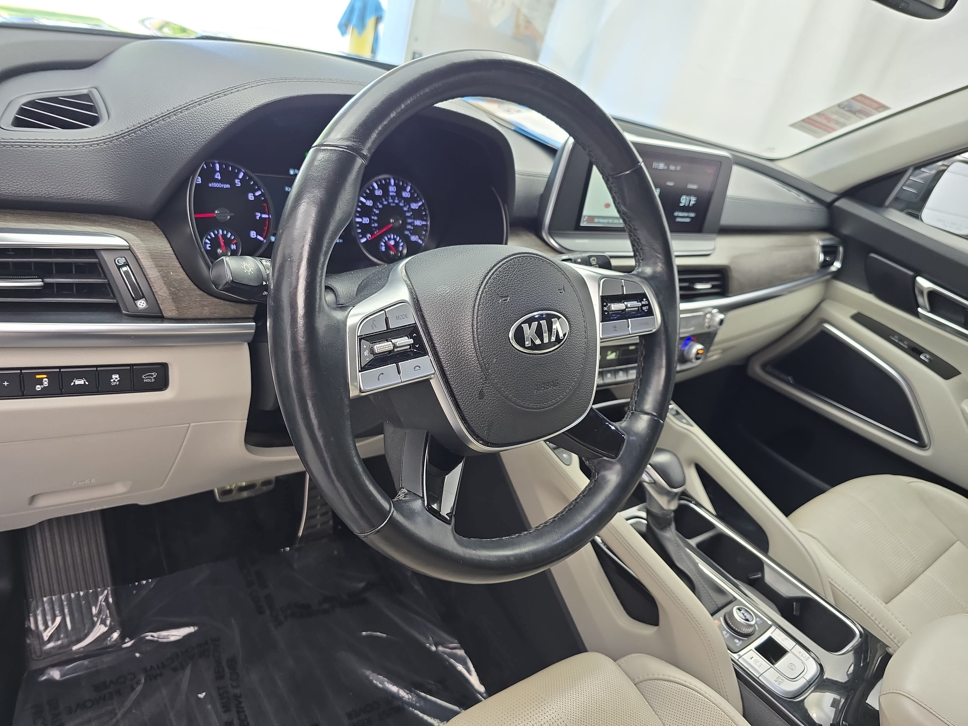 Used 2020 Kia Telluride SX w/ Towing Package AWD/4WD image 17