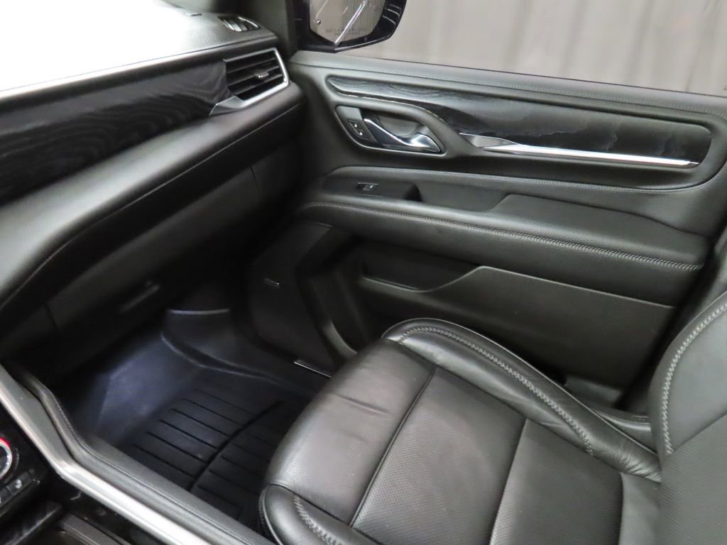 Used 2021 GMC Yukon Denali w/ Denali Premium Package image 31