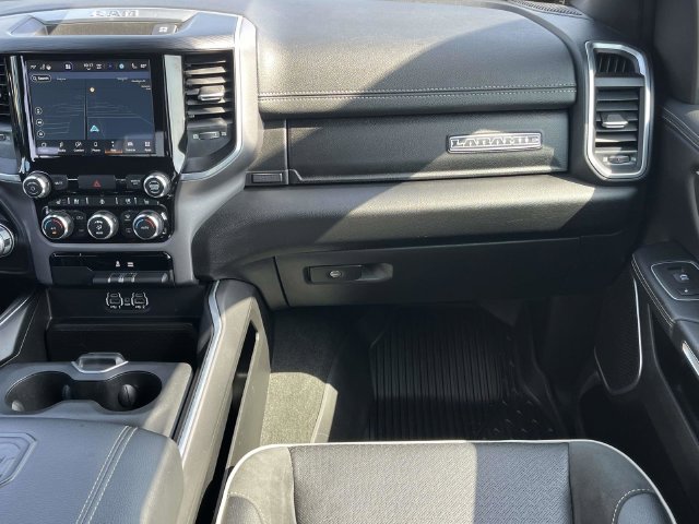 Used 2023 RAM 1500 Laramie AWD/4WD image 18