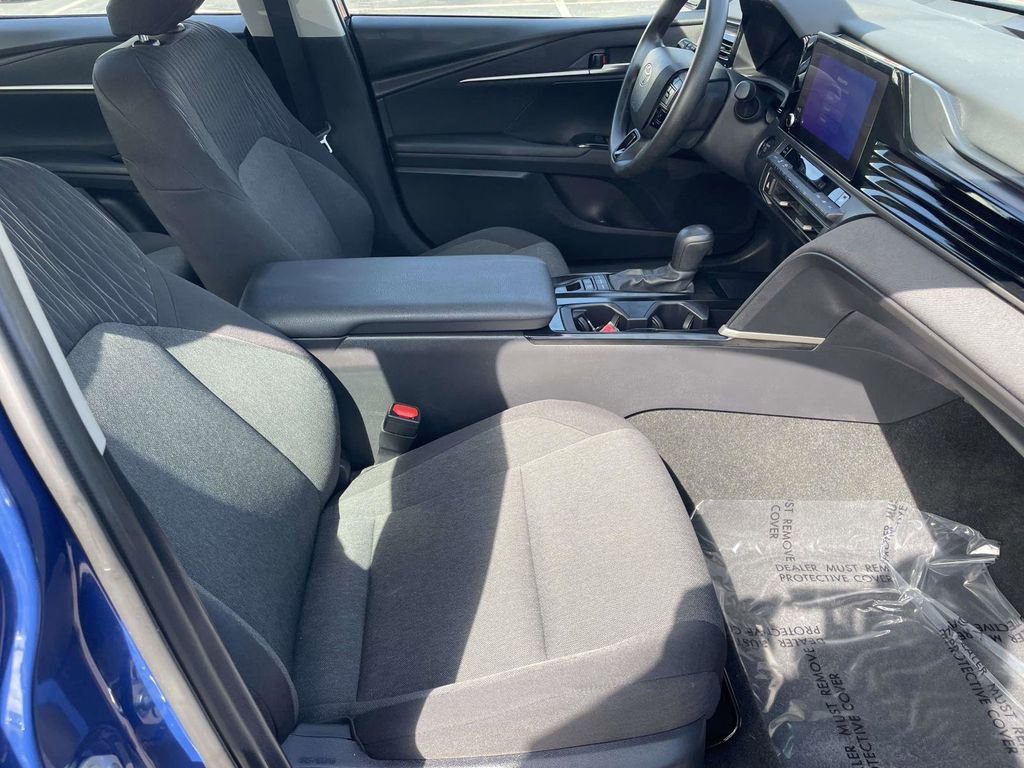 Used 2025 Toyota Camry LE w/ Convenience Package FWD image 47