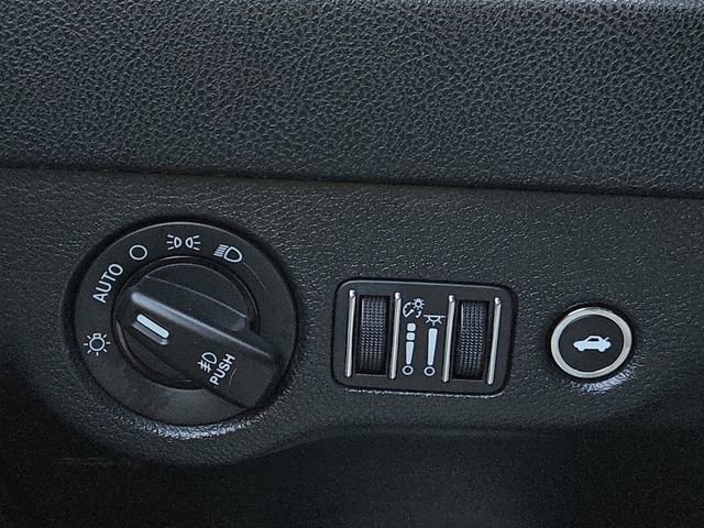 Used 2018 Dodge Charger GT AWD/4WD image 26
