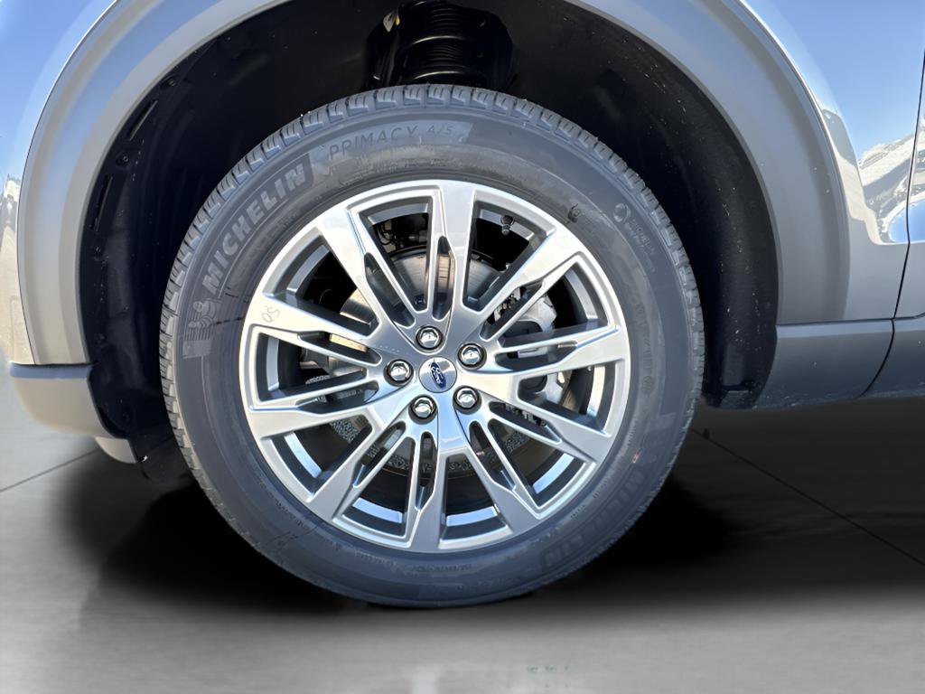 New 2026 Ford Explorer Active w/ Active Comfort Package AWD/4WD image 19