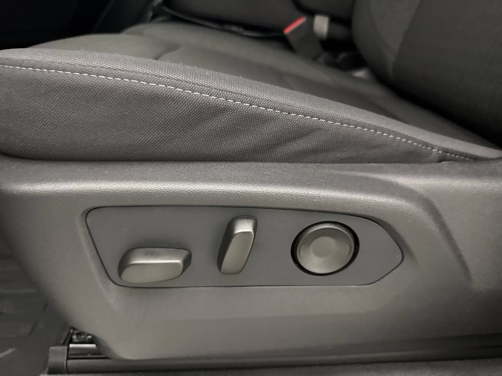 New 2026 GMC Sierra 1500 SLE AWD/4WD image 19