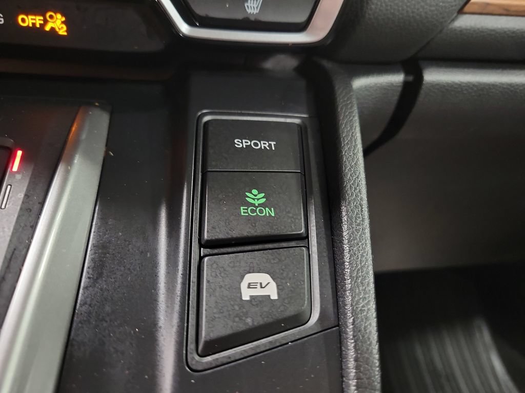 Used 2021 Honda CR-V Touring image 18