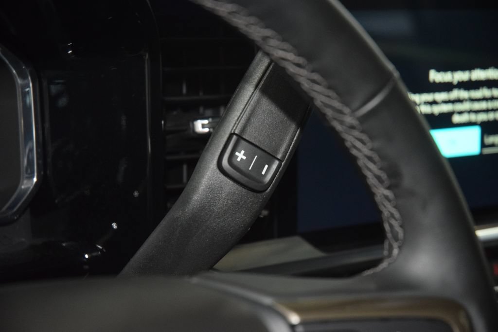Used 2024 Chevrolet Silverado 2500 High Country w/ Technology Package AWD/4WD image 46