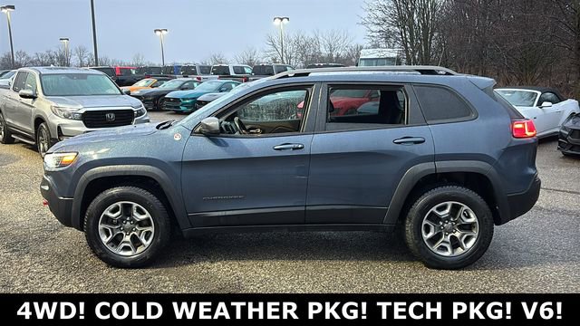 Used 2019 Jeep Cherokee Trailhawk w/ Cold Weather Group image 4