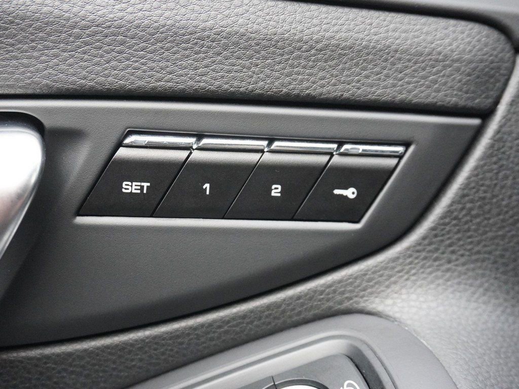 Used 2023 Porsche 718 Boxster S w/ Sport Chrono Package image 35