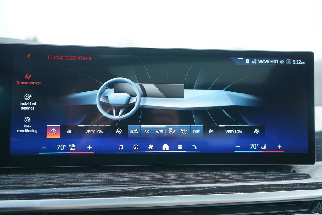 New 2026 BMW X6 xDrive40i image 17