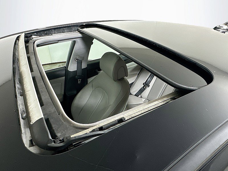 Used 2017 Hyundai Sonata Limited image 15