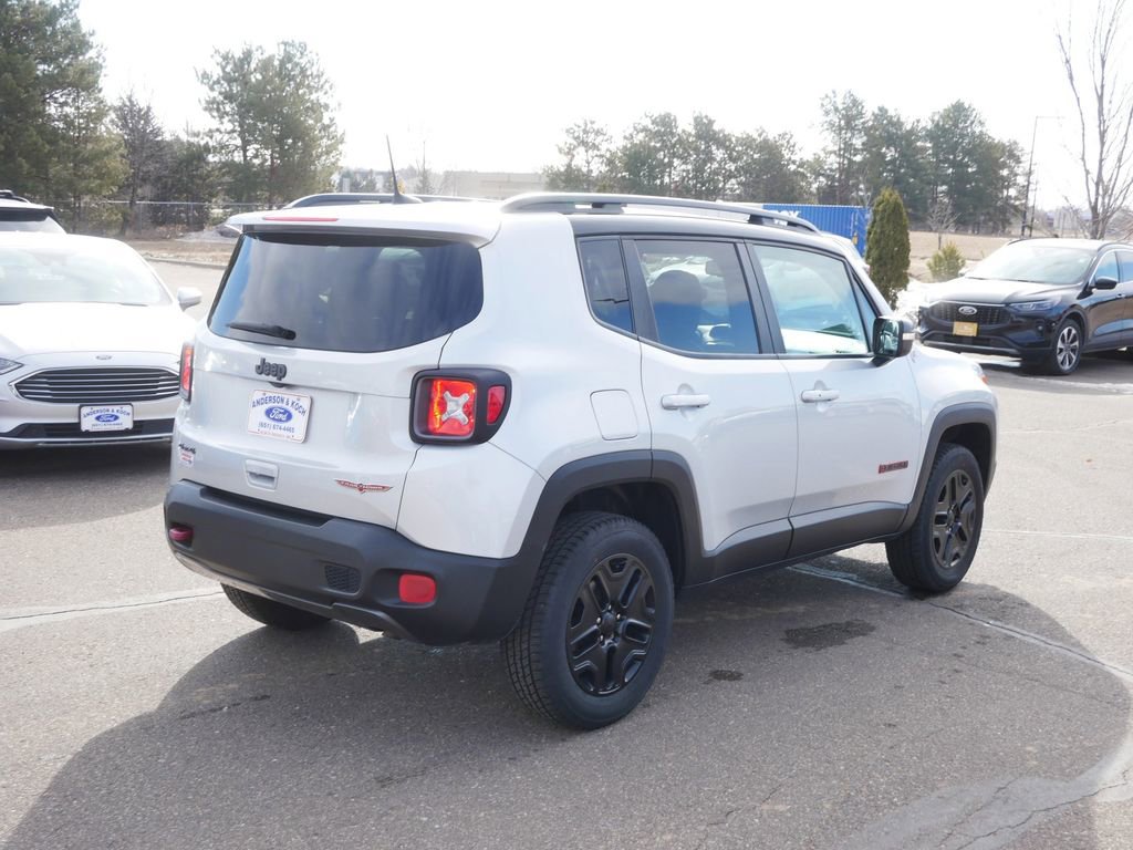 Used 2018 Jeep Renegade Trailhawk AWD/4WD image 5