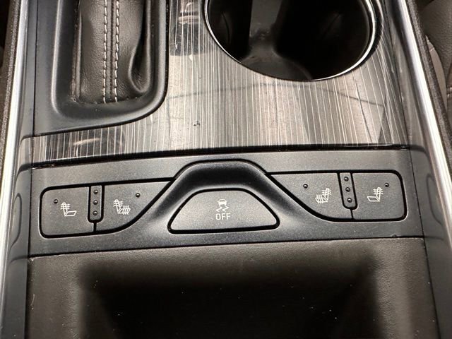 Used 2016 Chevrolet Impala LT w/ Leather Package image 12