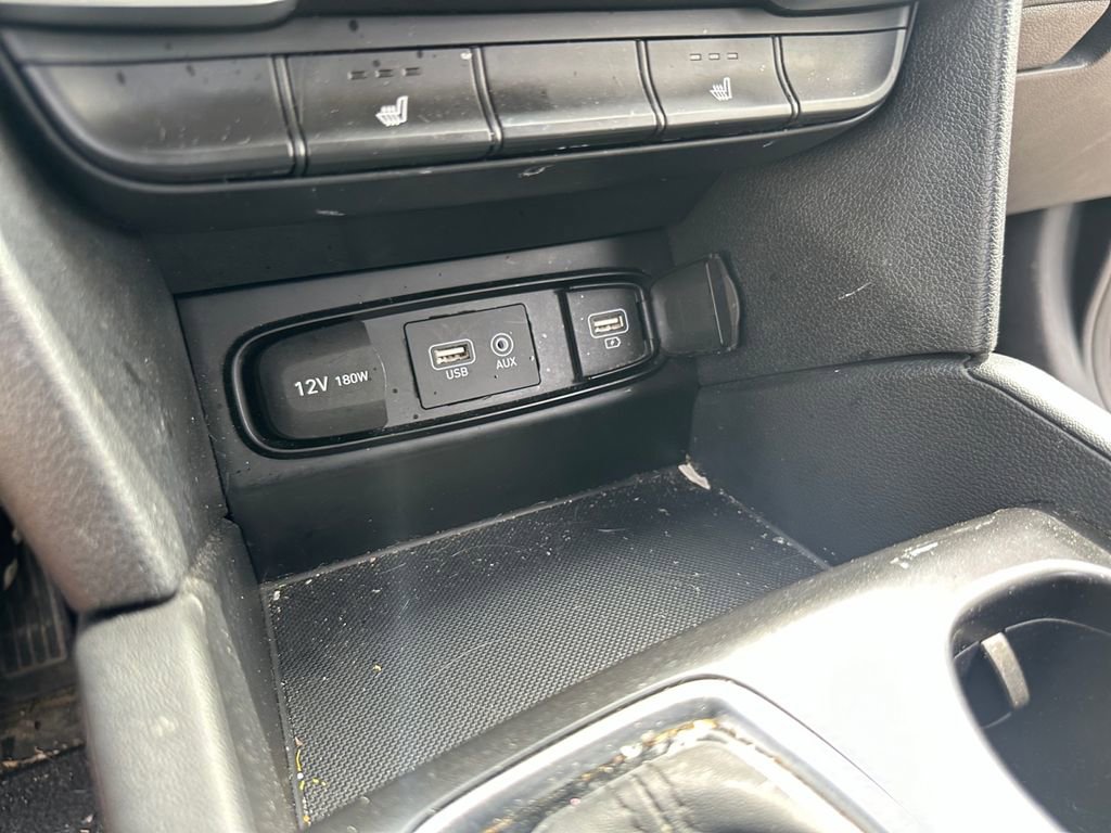 Used 2020 Hyundai Santa Fe SEL AWD/4WD image 17