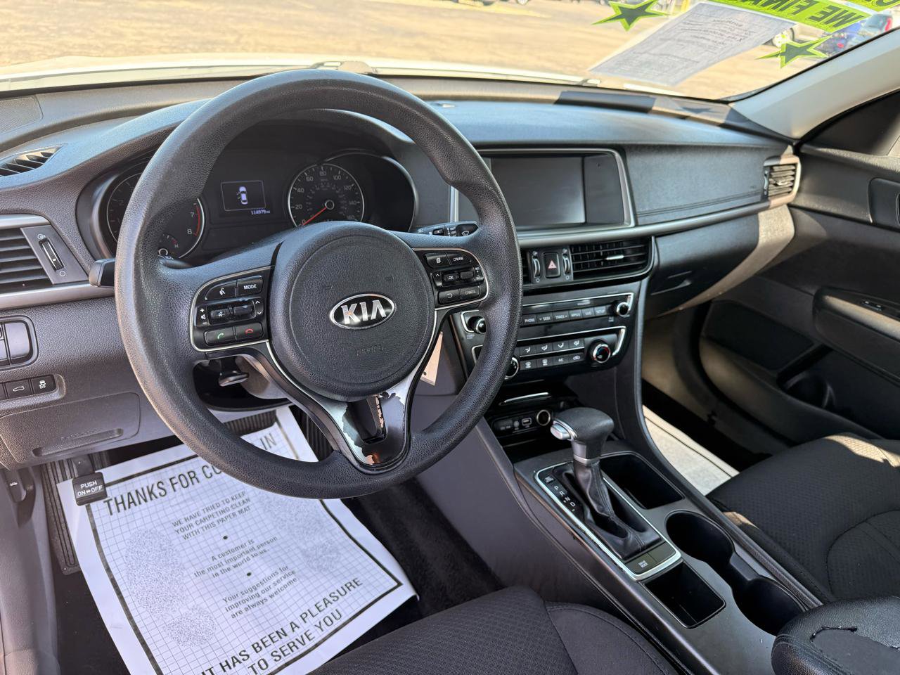 Used 2018 Kia Optima LX w/ 17" Alloy Wheels Package FWD image 9