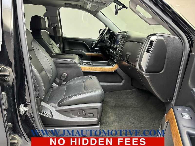 Used 2018 Chevrolet Silverado 1500 LTZ w/ Sport Package AWD/4WD image 19
